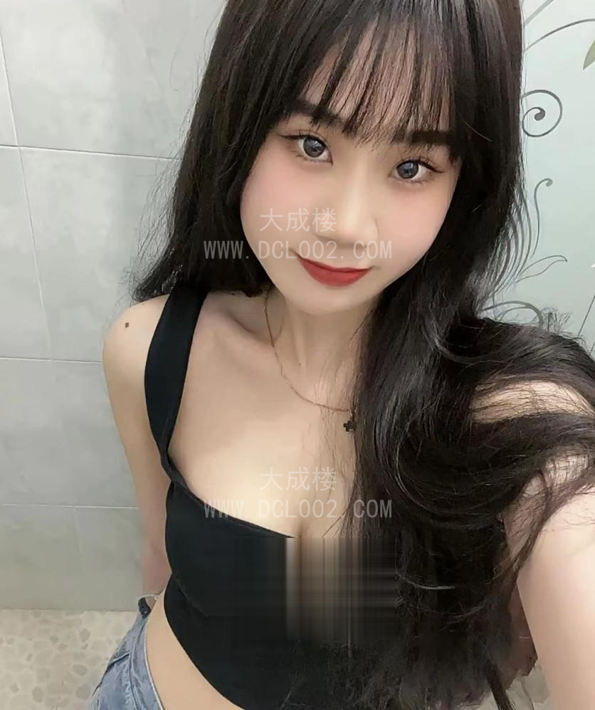 哈尔滨性感逼紧胸美