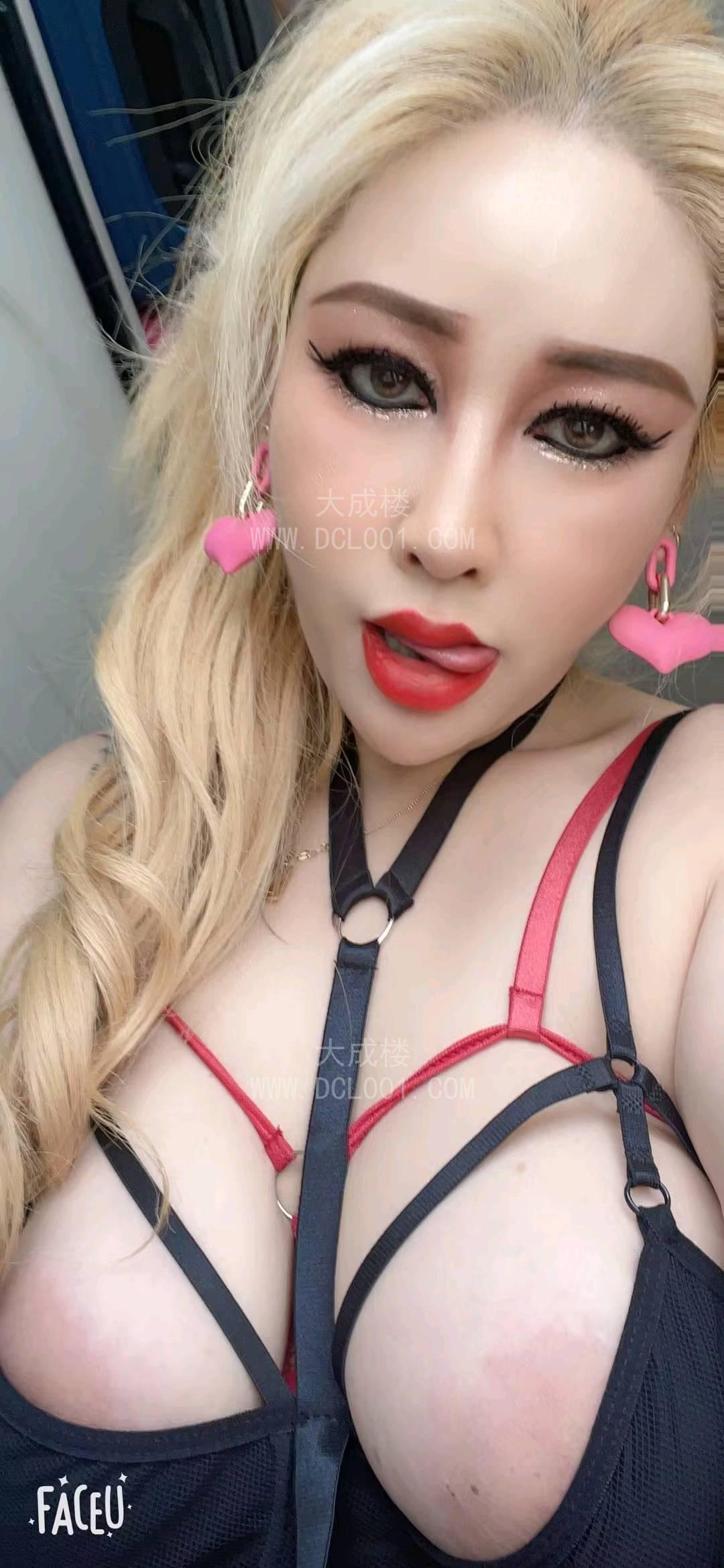 大连绝美身材小姐姐