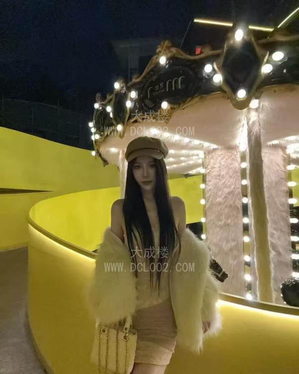 长沙高颜值高挑美女