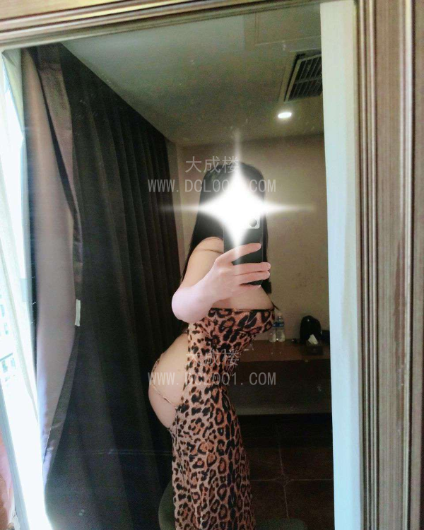 成都天三E奶少妇