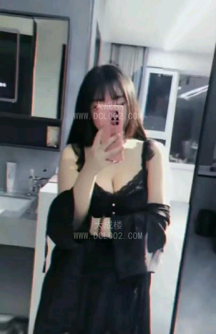 沈阳大胸翘臀小萝莉