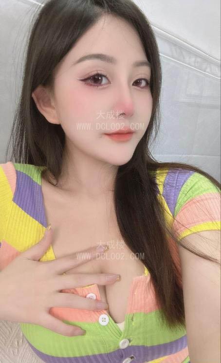 成都菲菲大奶F杯