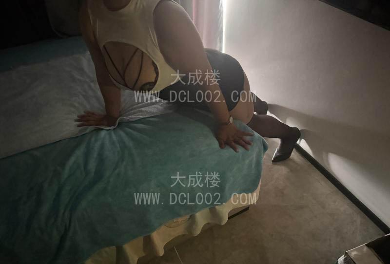 白云欧美bbw大屁股