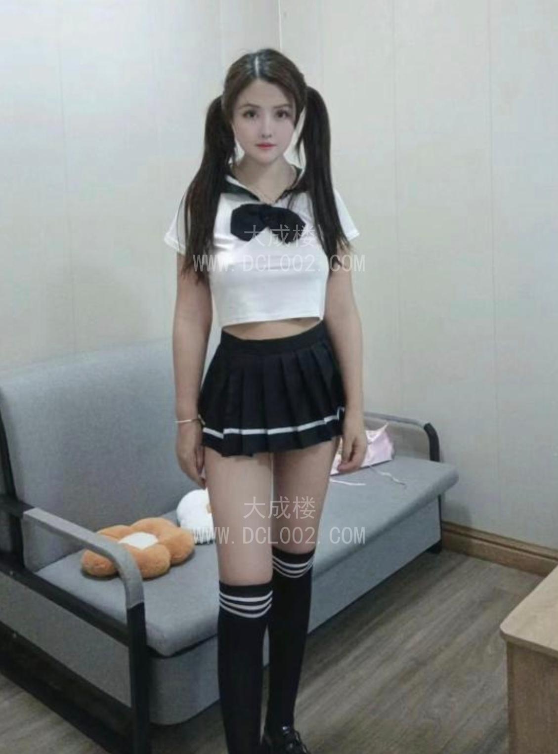 宝安大胸女友李一桐