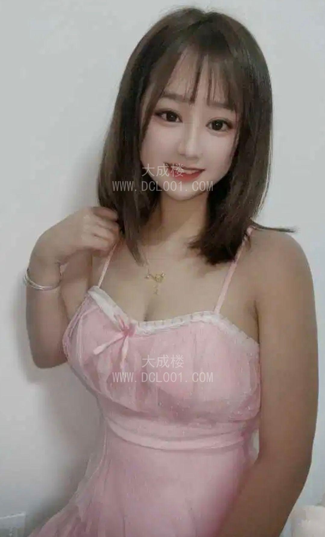 白云妩媚风骚水多-草莓