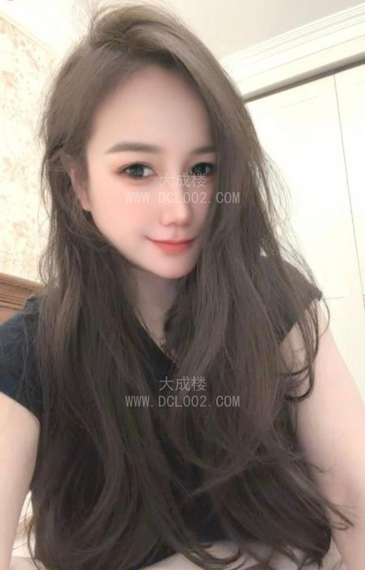 朝阳火辣身材混血颜值妹子