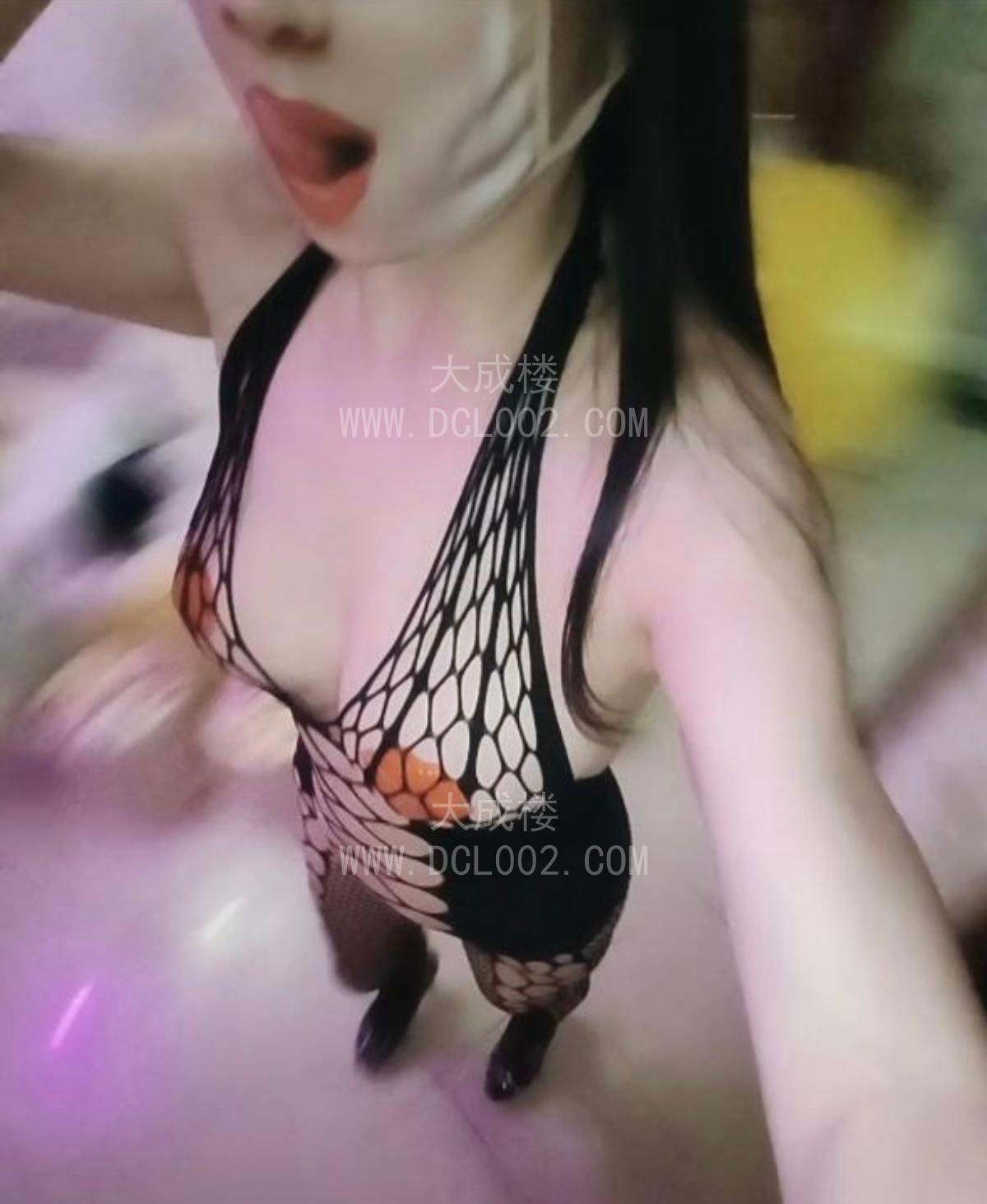 武汉性感小姐姐