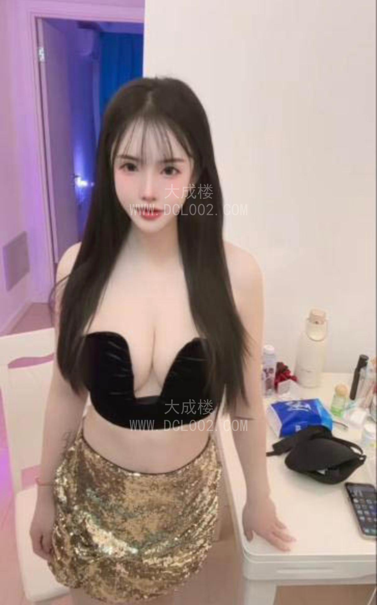 闵行170E奶蜜桃臀兔兔