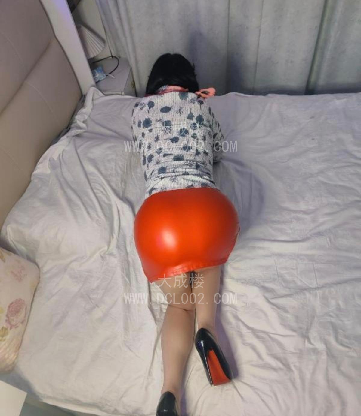 南京南站大胸老师