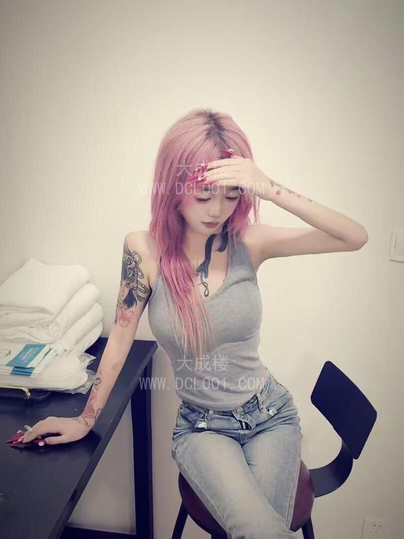 天河18岁西施讲卫生可蛇纹