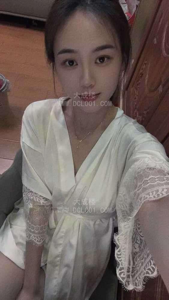 春节上班大美女小七