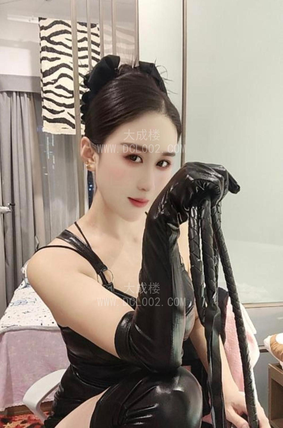 苏州美骚妇sm女王