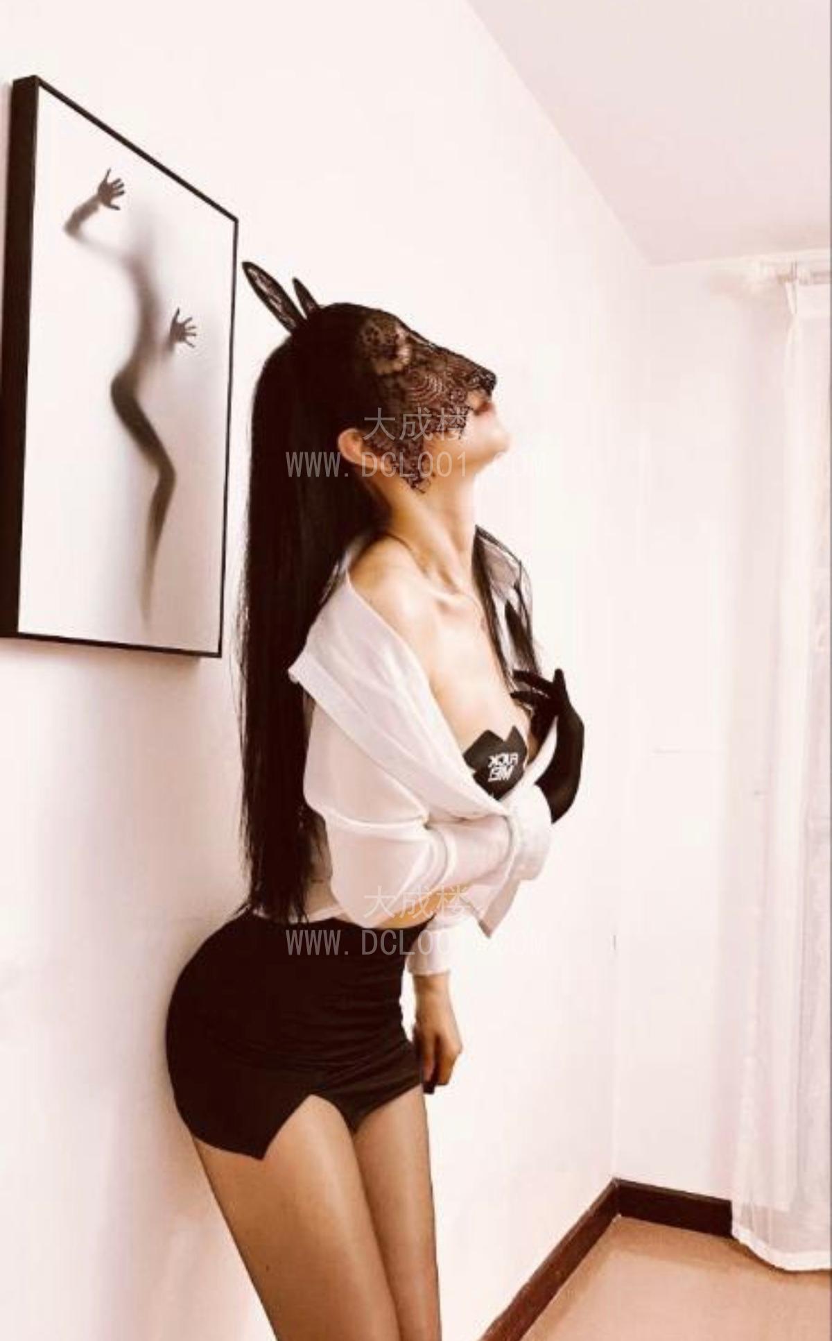 朝阳高挑大长腿颜值妹子