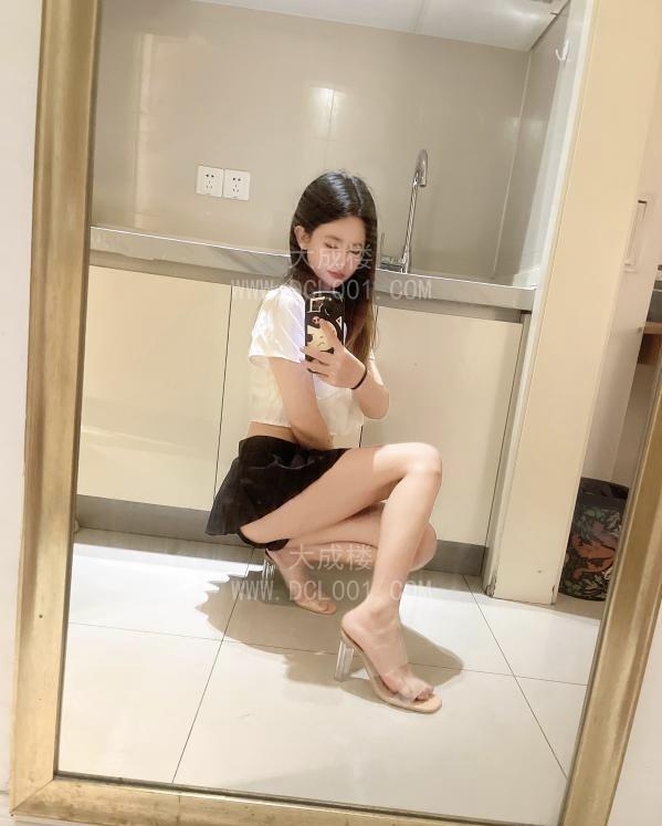 东莞性感女友泡芙