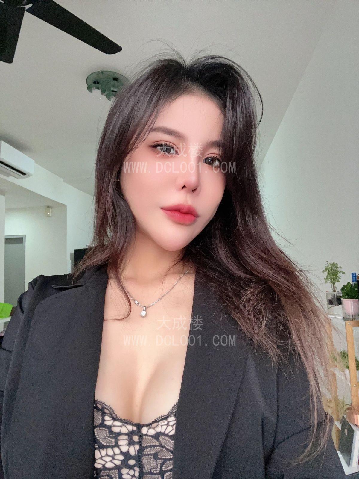 风骚大奶网红脸