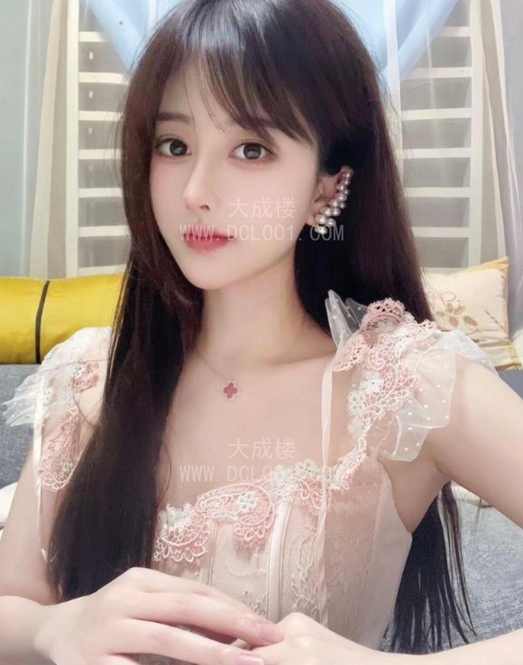 南山性感花卉儿