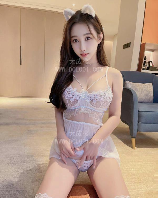 金桥完美一线天馒头B