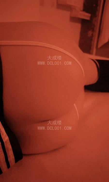 三通舌吻的风骚黑蝴蝶