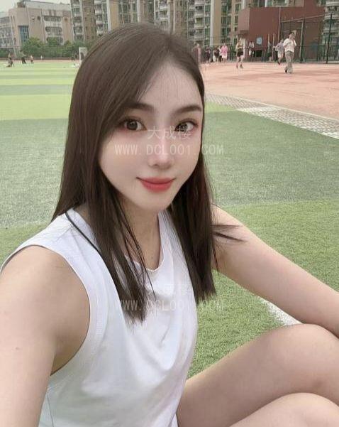 白云运动型韩系美女
