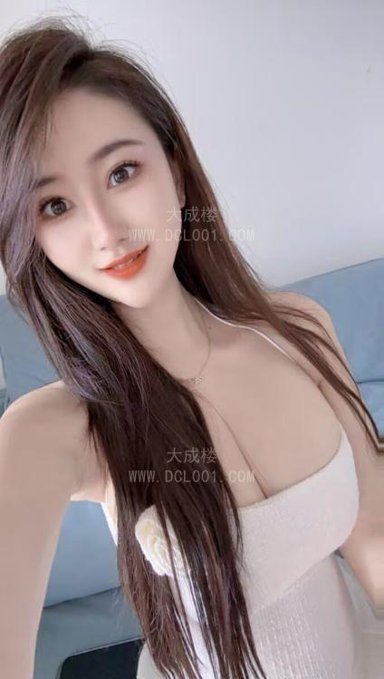 坂田舌吻纯欲系御姐