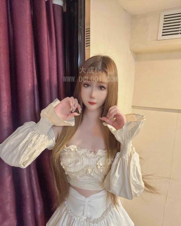 天津童颜巨乳欧美风