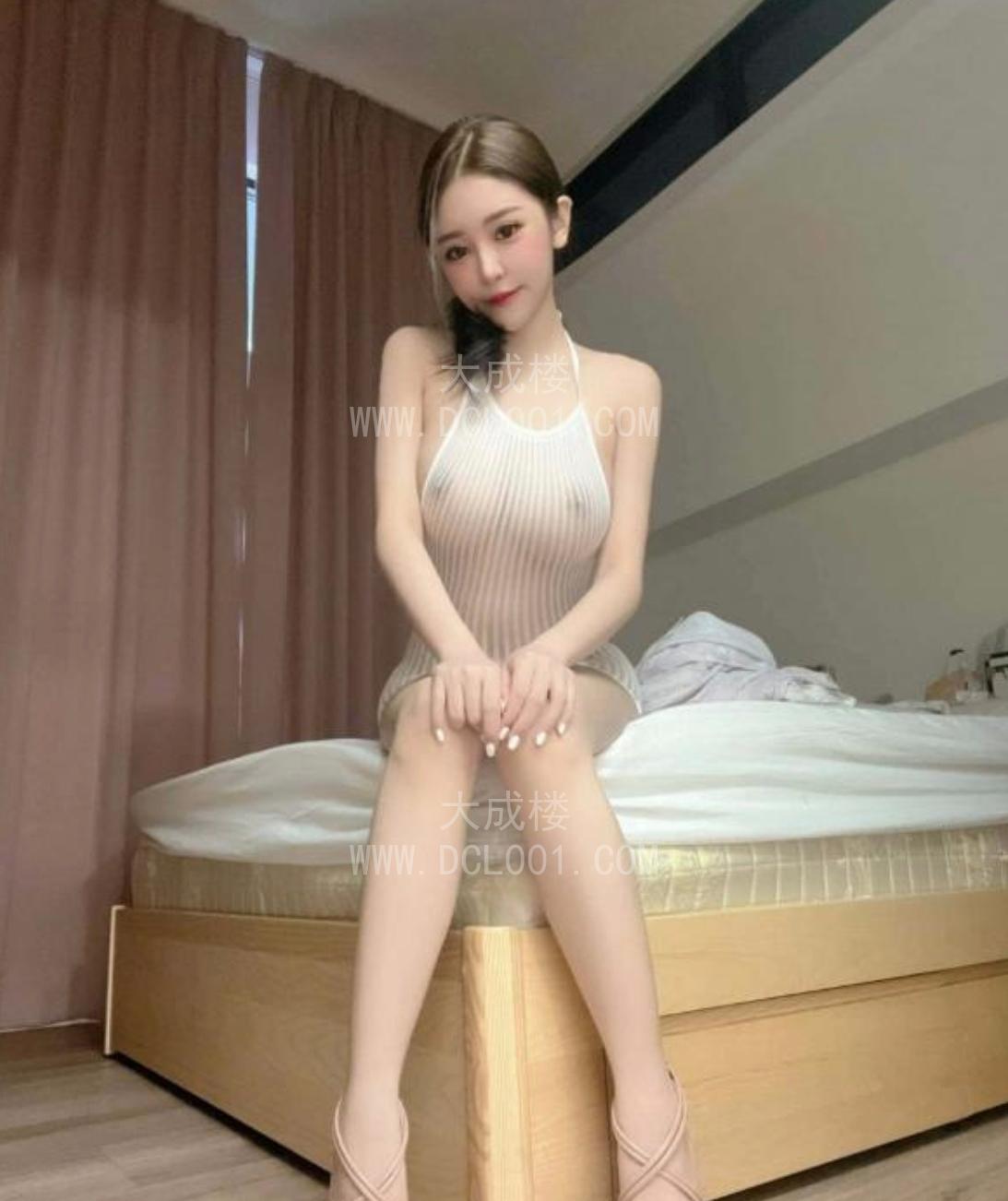 青岛胶州丰乳女孩