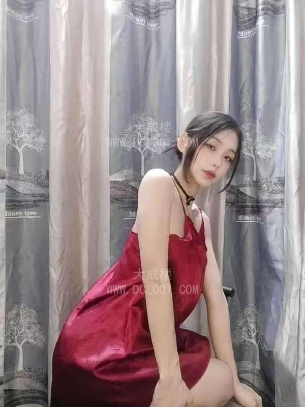 越秀性感诱人小美女思思