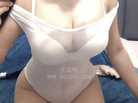 南山大奶小甜甜