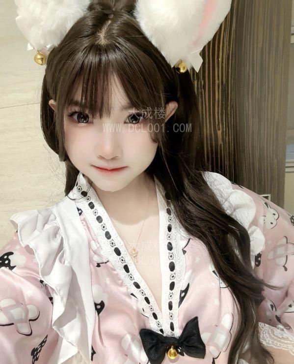 天河嫩妹萝莉小葡萄