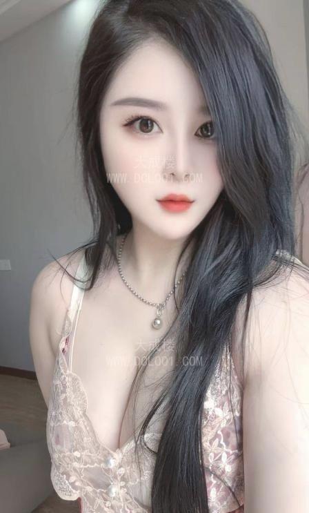 青岛市南上位女骑手